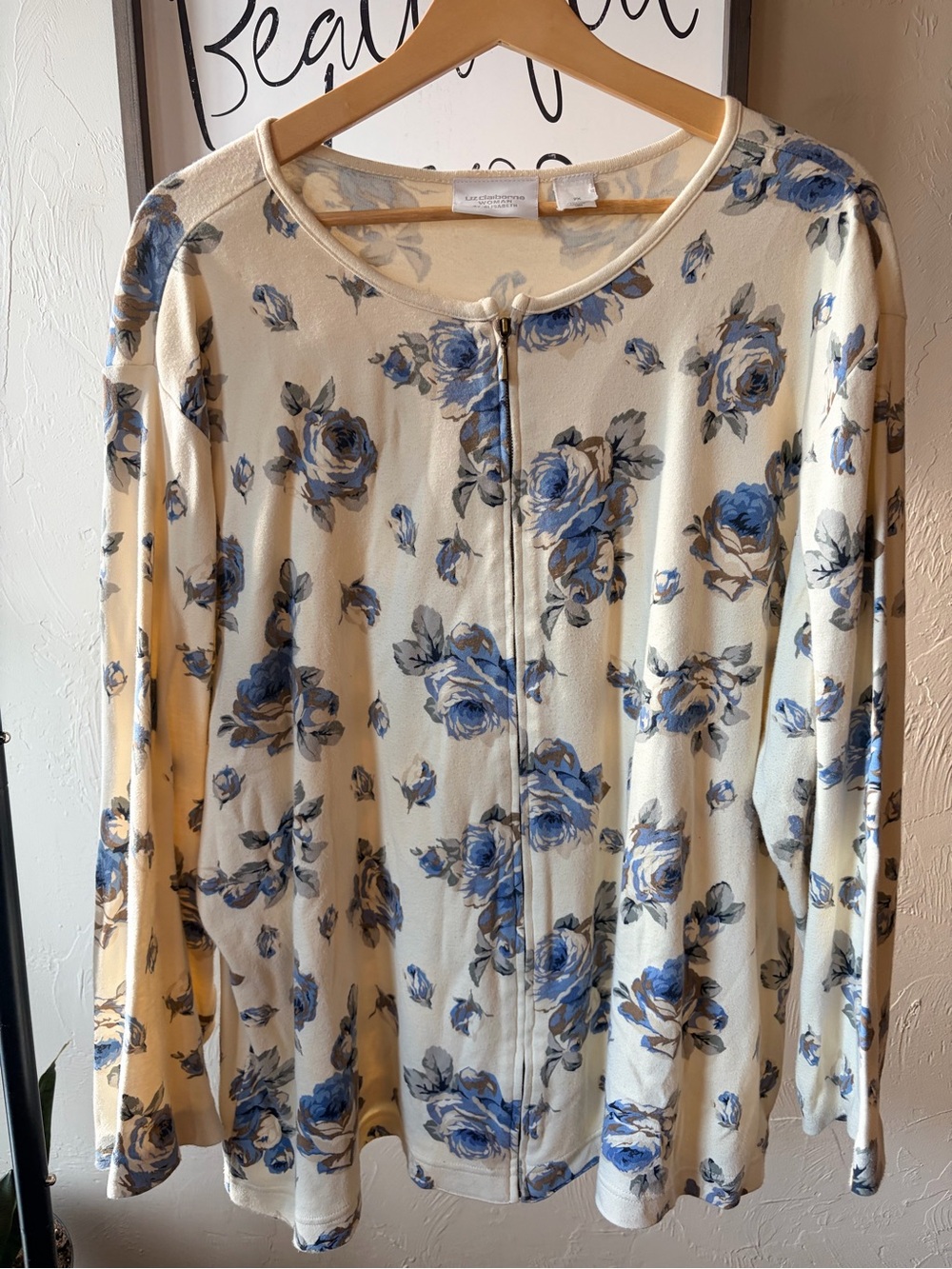 Liz Claiborne Women's 2X Plus Beige Blue Floral Knit Zip Front Top Cottage
